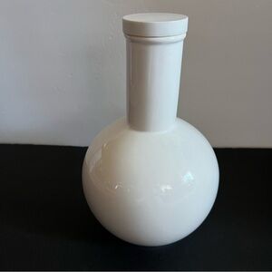 Mid Century Kenilworth USA Ceramic Decanter White with Lid 10”